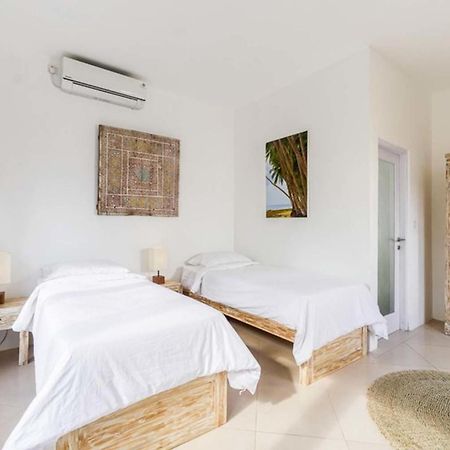 Mondo Surf Village Canggu Eksteriør bilde